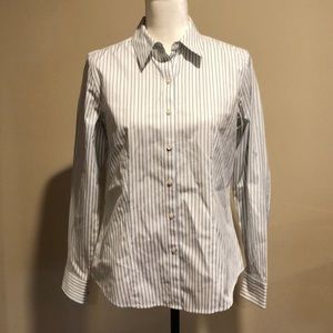 Women’s Long sleeve button down by Talbots size 6